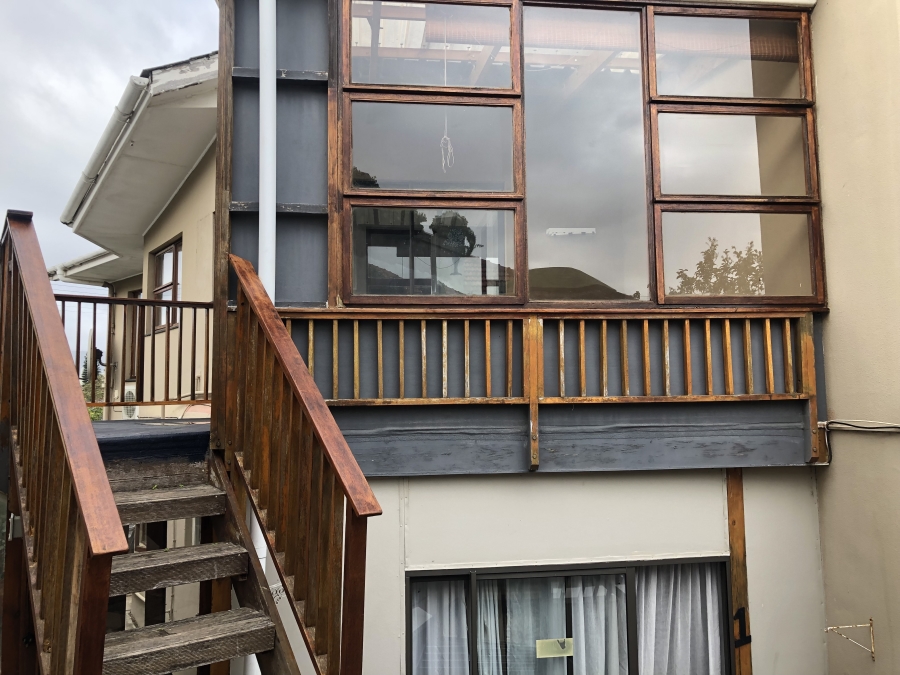 5 Bedroom Property for Sale in Strand North Western Cape